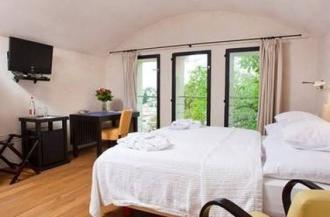 Bellevue Hotel Karlov