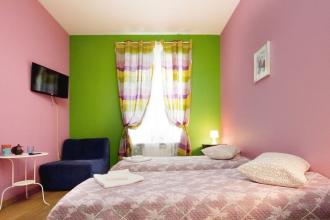 Pio Bed & Breakfast on Mokhovaya