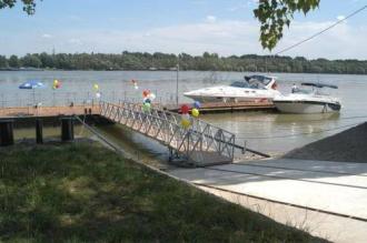 Holiday Beach Budapest Wellness