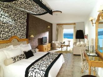 Myconian Imperial Resort