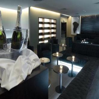 Golden Tulip São João da Madeira