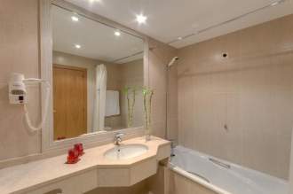 TRYP Covilha Dona María Hotel