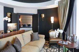 Le Regina - Full Renovation Op