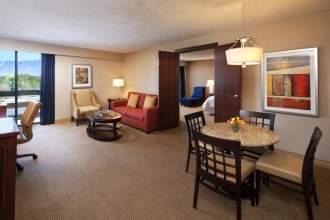Sheraton Albuquerque Uptown Hotel