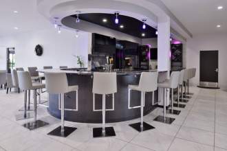 Clarion Inn & Suites Orlando International Drive