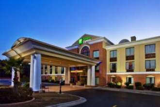 Holiday Inn Express & Suites H