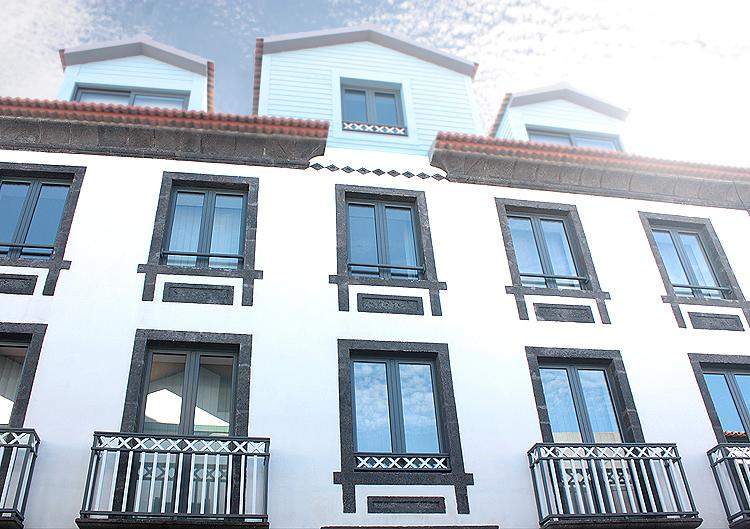 Faial Marina Apartments