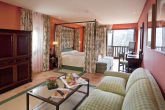 Parador de Santiago - Hostal dos Reis Católicos