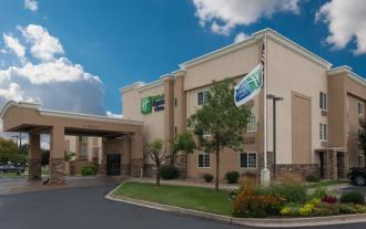 Holiday Inn Express & Suites W