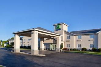 Holiday Inn Express Cleveland-Vermilion