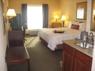 Hampton Inn & Suites Denton