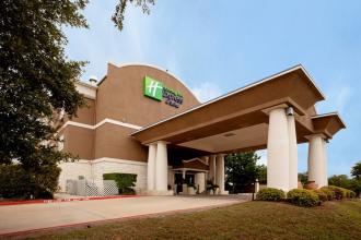 Holiday Inn Express & Suites C