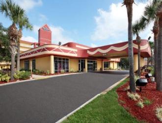 Baymont Inn & Suites Celebrati