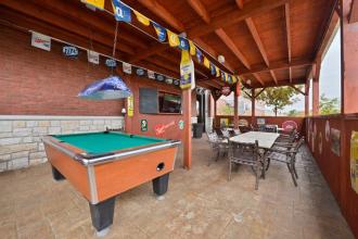 Holiday Inn Hotel & Suites Mck