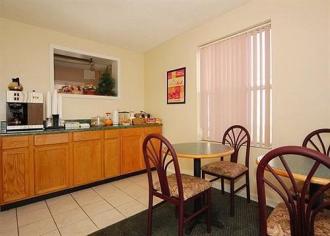 Quality Inn Charleston Gateway