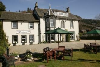 Poppies Hotel and Restaurant