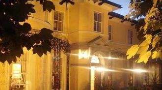 Fitzgeralds Vienna Woods Hotel