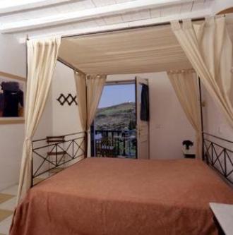 Lefkes Village Hotel