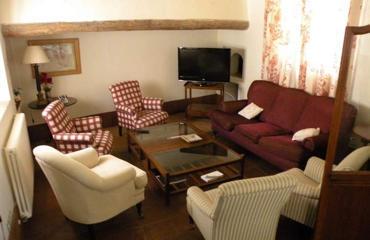 Posada de Valdezufre