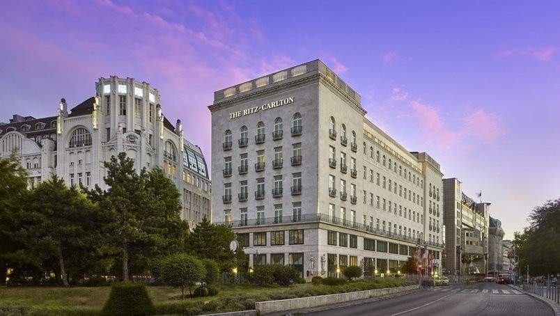 Ritz-Carlton Elizabeth Park