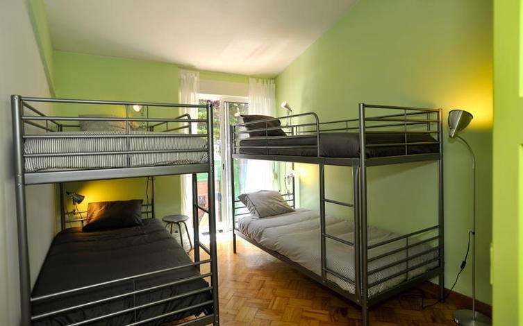 Carcavelos Surf House