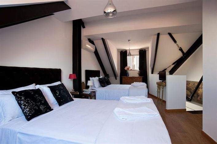 Casa do Pátio by Shiadu