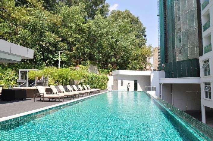 Damas Suites & Residences