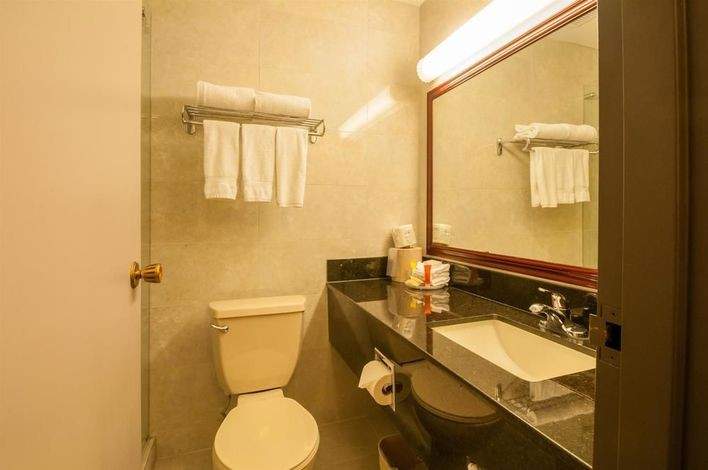 Best Western Airport Inn