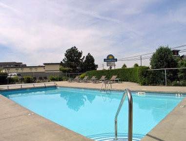 Days Inn Kelowna