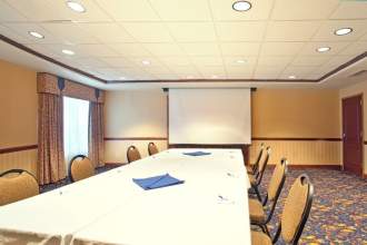 Holiday Inn Express & Suites M