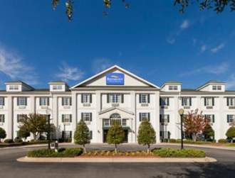 Baymont Inn & Suites Lakeland