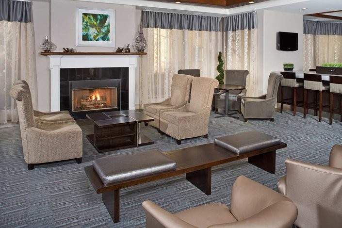 DoubleTree by Hilton Hotel Chicago Wood Dale - Elk Grove