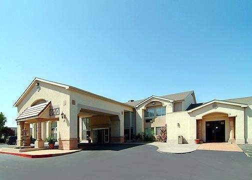 Staybridge Suites North