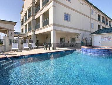 Baymont Inn & Suites Galveston