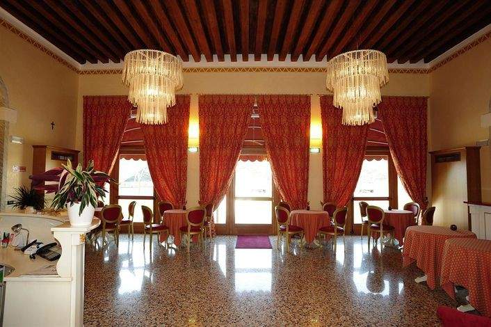 Albergo Antica Corte Marchesini