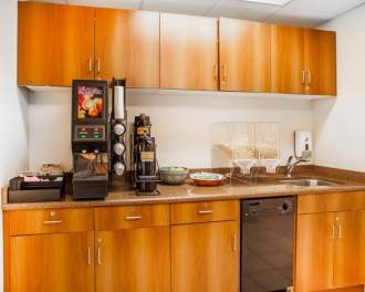 Econo Lodge  Inn & Suites Fairgrounds