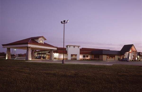Best Western Wichita North Hotel & Suites