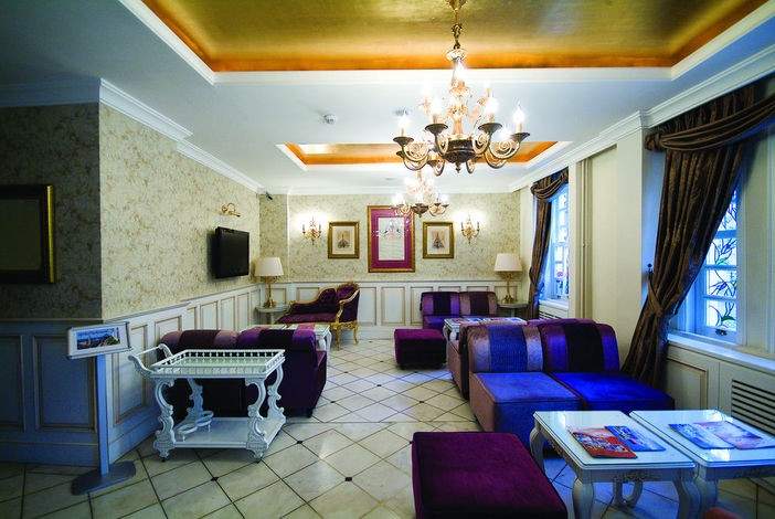 Avicenna Hotel 