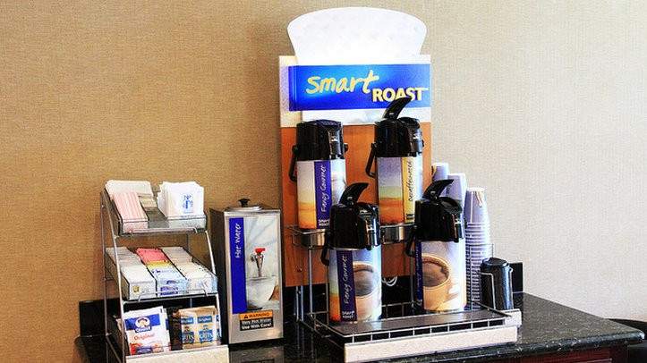 Holiday Inn Express & Suites S