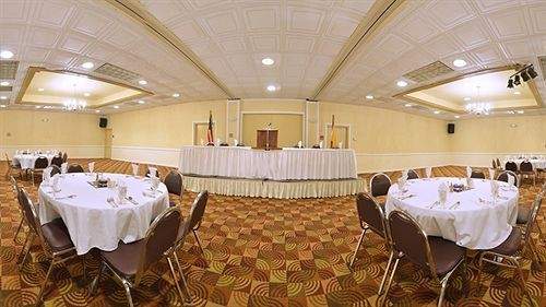 Best Western Sally Port Inn & Suites