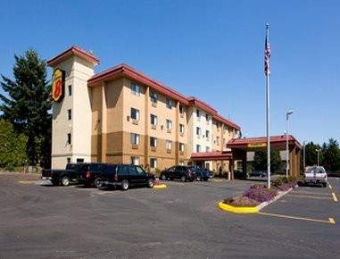 Super 8 Wilsonville