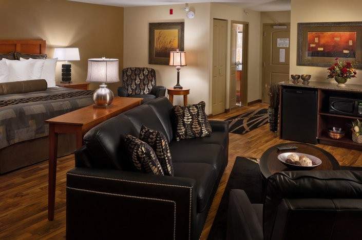 Best Western Plus Bloomington Hotel