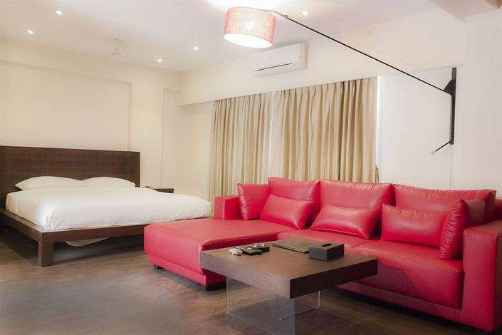 LandMark Suites