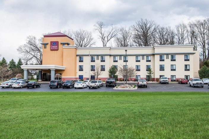 Comfort Suites