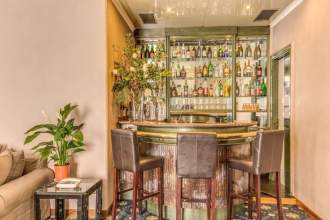 Hotel King, Roma