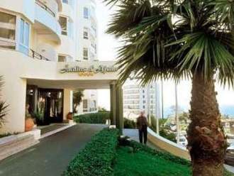 Suite Hotel Jardins d’Ajuda