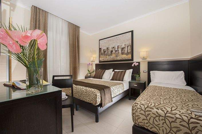 Yes Hotel