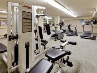 Hawthorn Suites - Sacramento