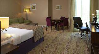 Courtyard By Marriott Gatwick Airport
