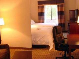 Comfort Suites